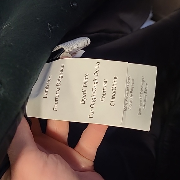 NWT s.S Danier Thinsulate wool coat with fur collar - Picture 4 of 10